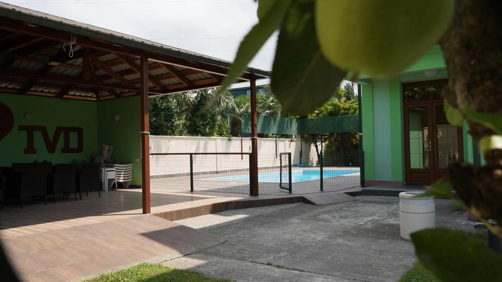 בית הארחה באטומי Villa Qero