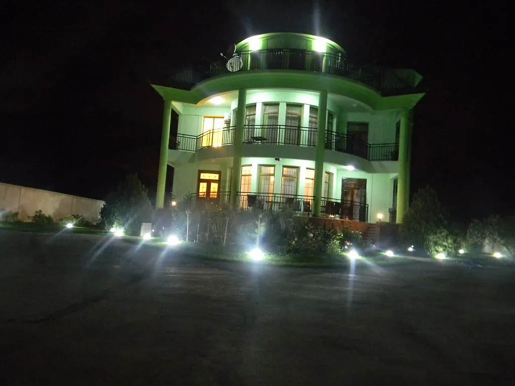 באטומי Villa Qero בית הארחה